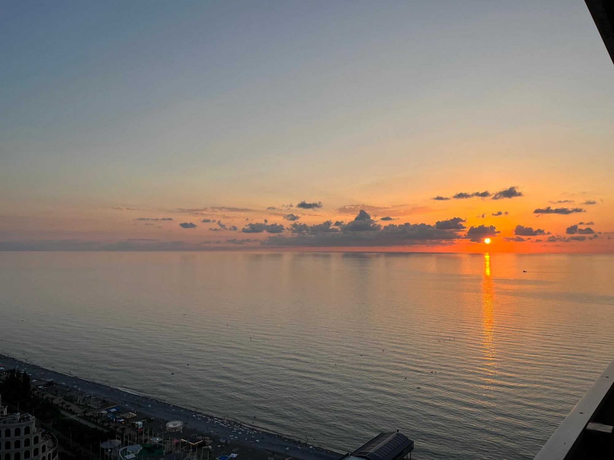 Orbi City Sun Tower 43 Floor Batumi Exteriér fotografie
