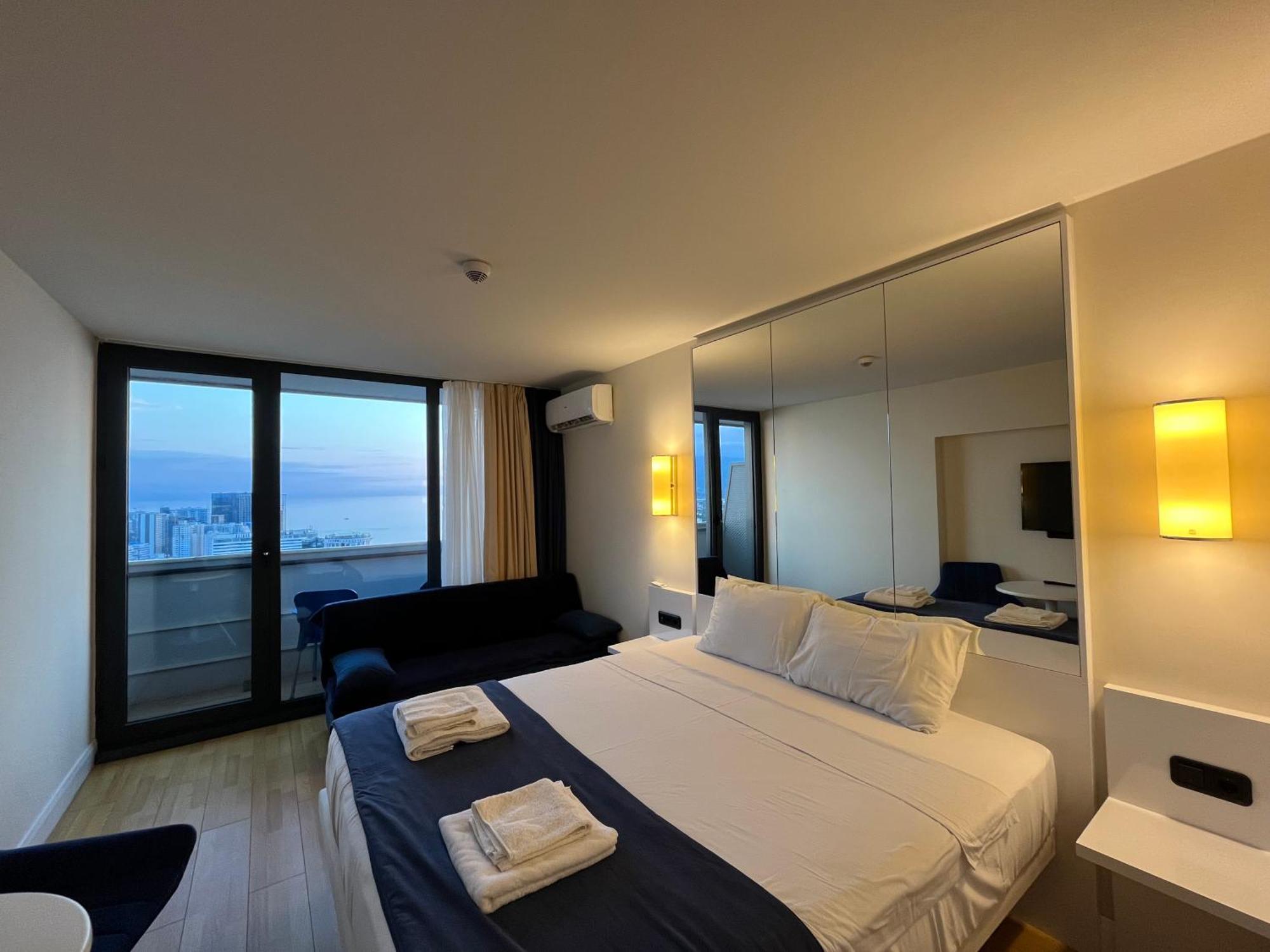 Orbi City Sun Tower 43 Floor Batumi Exteriér fotografie